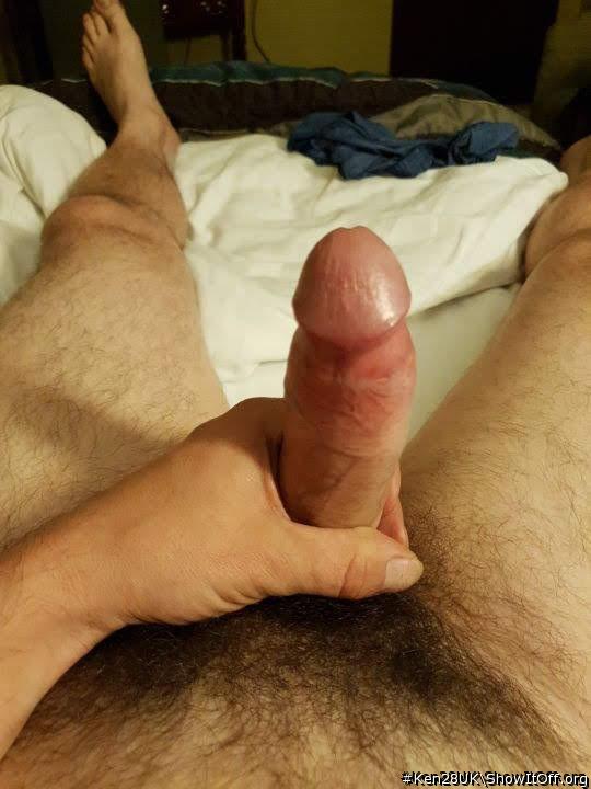 Would love to suck a load from your hot thick cock 