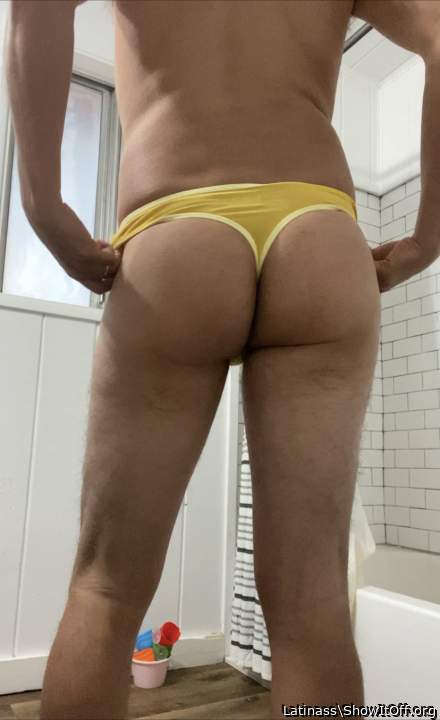 First yellow panty ever.