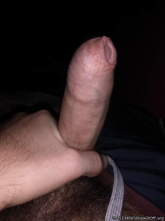 Man, that's an awesome dick  Thanks for sharing 