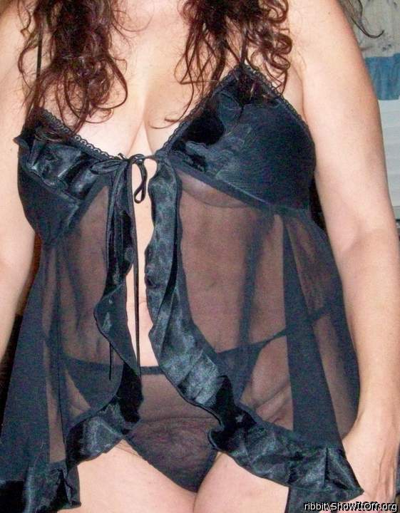 Sexy outfit. You look fantastic - hubby got hard when he saw