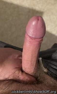 I'd love to worship, suck a load from your hot thick cock 