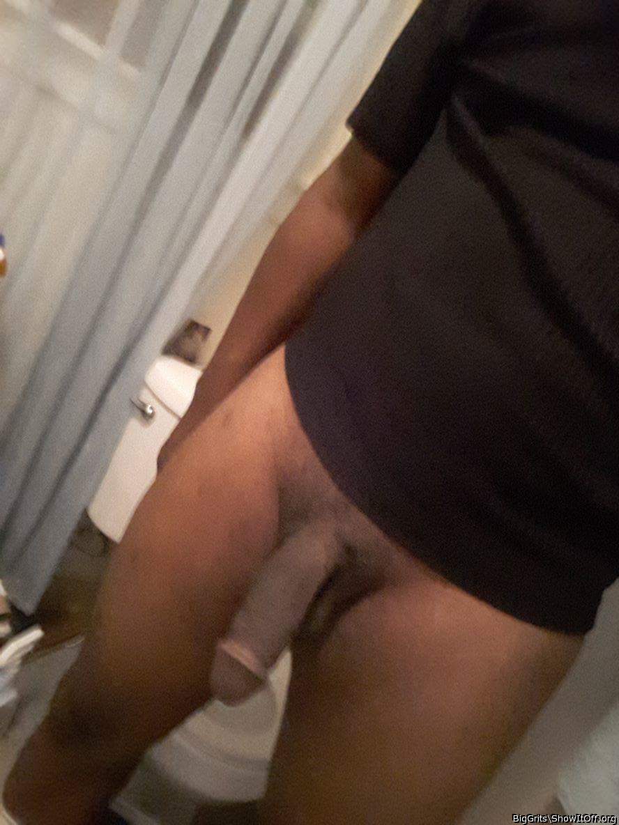 Would love to suck that cock