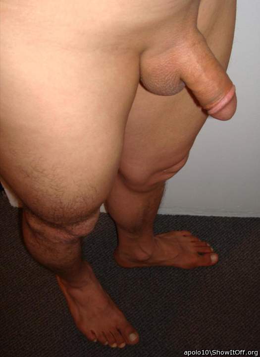 Love this pic....perfect cock...great legs and feet too!  Ve