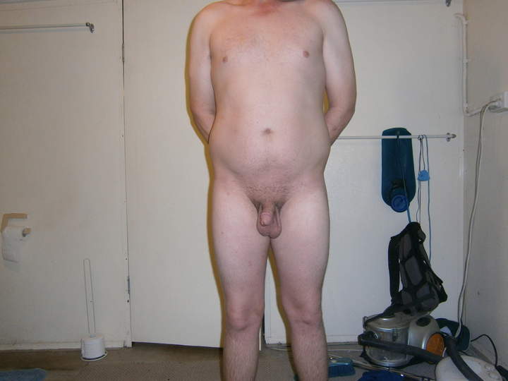 I love full nude photos.