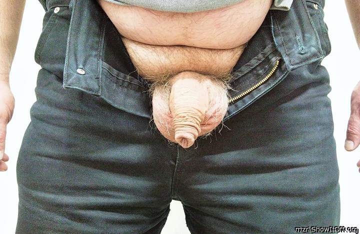 He unbuttoned his jeans and showed everyone his uncut cock and unshaven scrotum