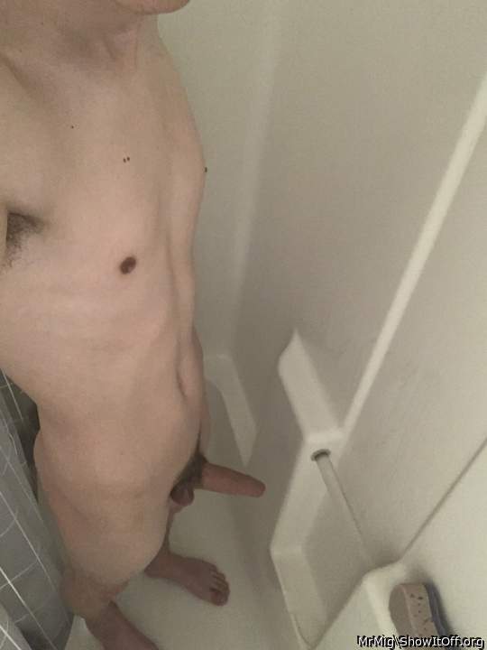 Nice dick and body 