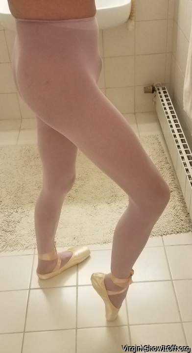 Mmm,sexy legs,love the pantyhose!!!!!   
