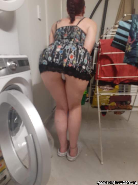 Wife doing the washing lpl
