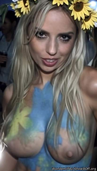 Fantasy fest would you have fucked me?😈