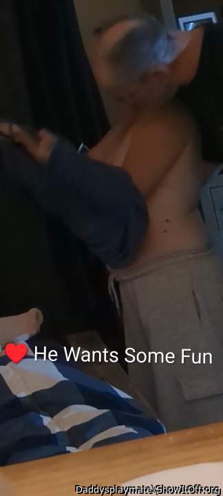 Adult image from Daddysplaymate