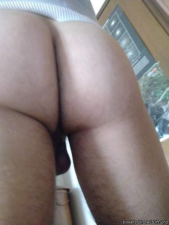 Mmmmmm mm, nice ass!!!