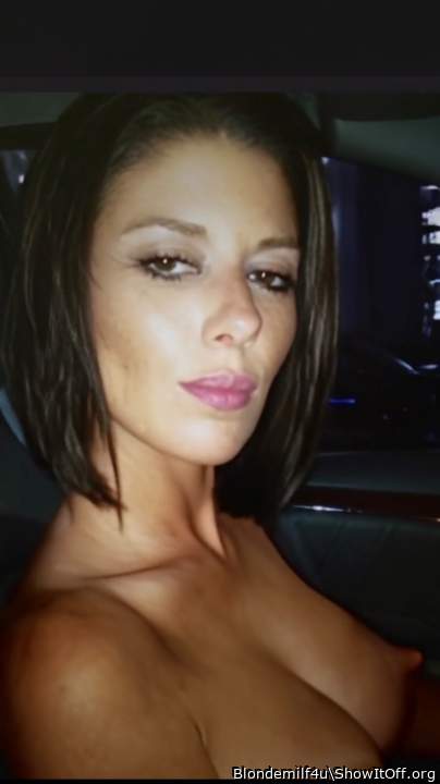 Back in the day ready to fuck my boyfriend in the car😈