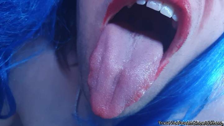 Oh golly  so  tempting  to do something