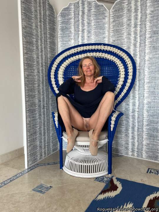 Wife flashing her pussy