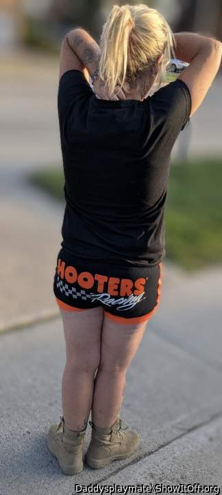 Adult image from Daddysplaymate