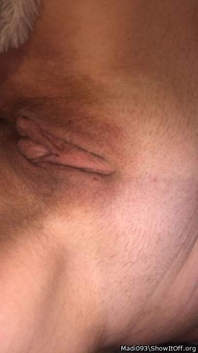 I want my warm cum dripping down that slit