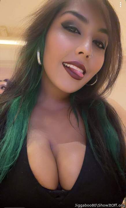 Photo of boobs from Jiggaboo80