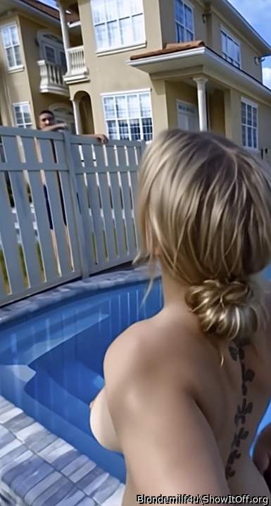 My Neighbor enjoying the view😈😉