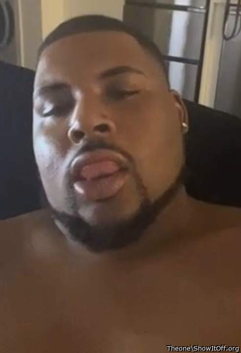 My Boy is Sexy Asf 6"1 220 a Thick Thick Chub and he dresses up as a CD too