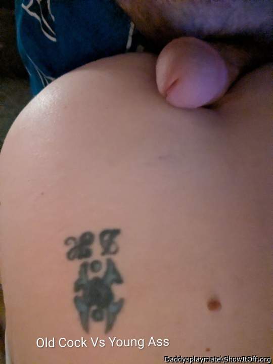 Adult image from Daddysplaymate