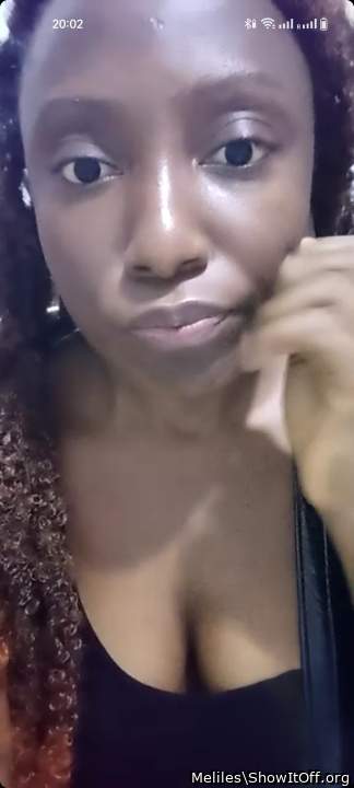 Jerk off in my mouth &#128068;