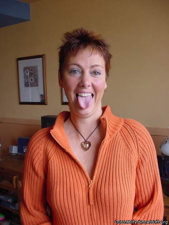 Adult image from DutchMilfy