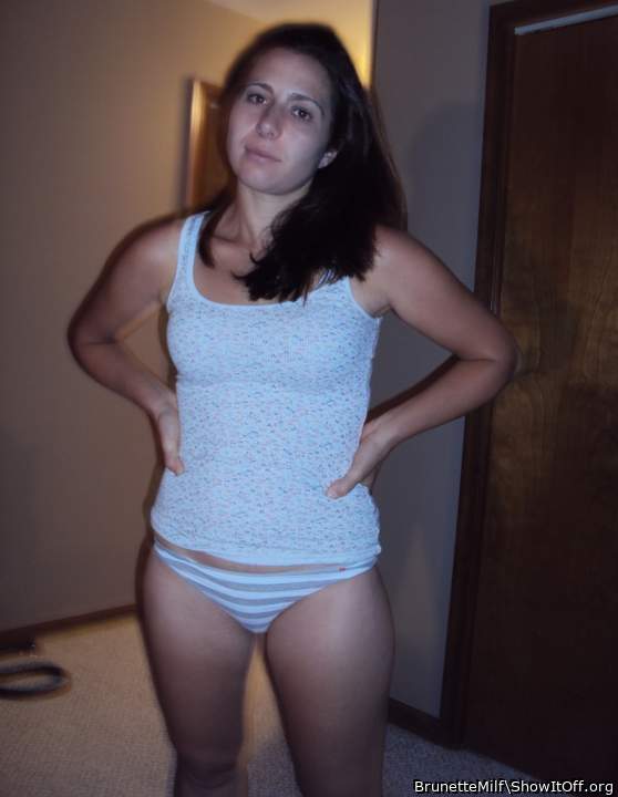 Adult image from BrunetteMilf