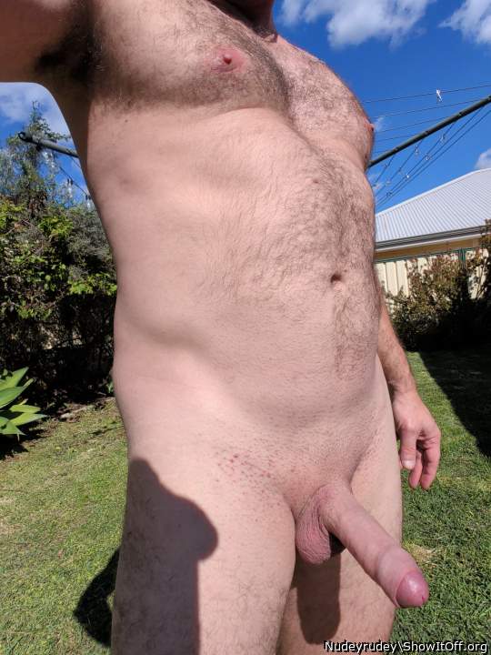 Adult image from Nudeyrudey
