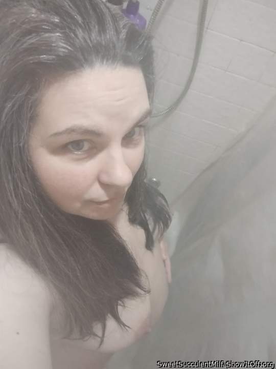 I love to watch a lady shower and you are spectacular.   