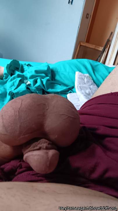 Adult image from Heyitsmeagain