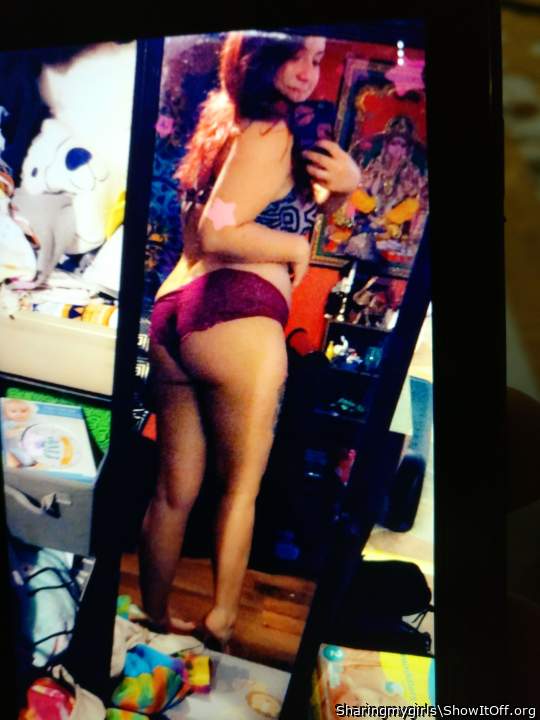 Adult image from Sharingmygirls