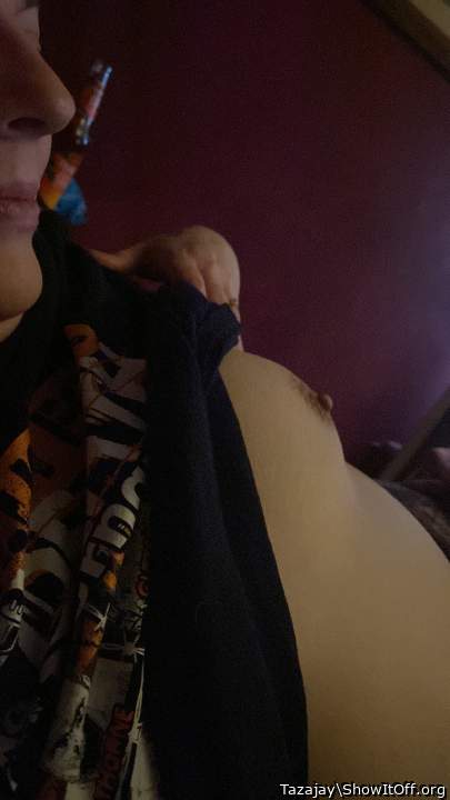 Photo of breasts from Tazajay