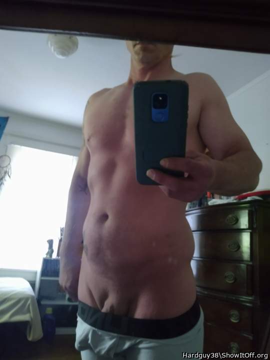 I do a similar pic of my Cock nicely done son