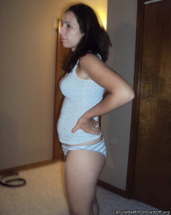 Adult image from BrunetteMilf
