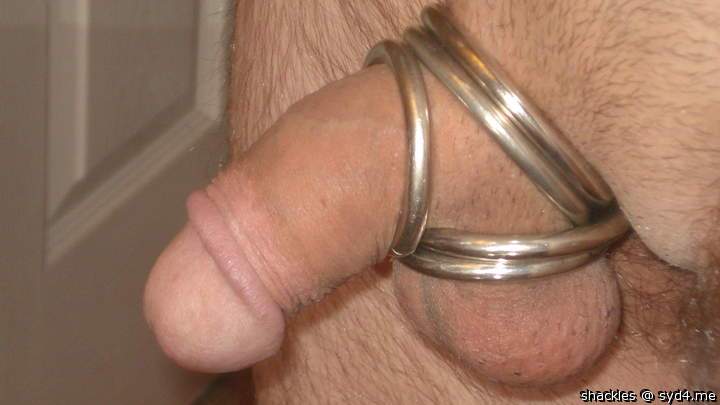 Love to find rings like that, where do you get them?? 