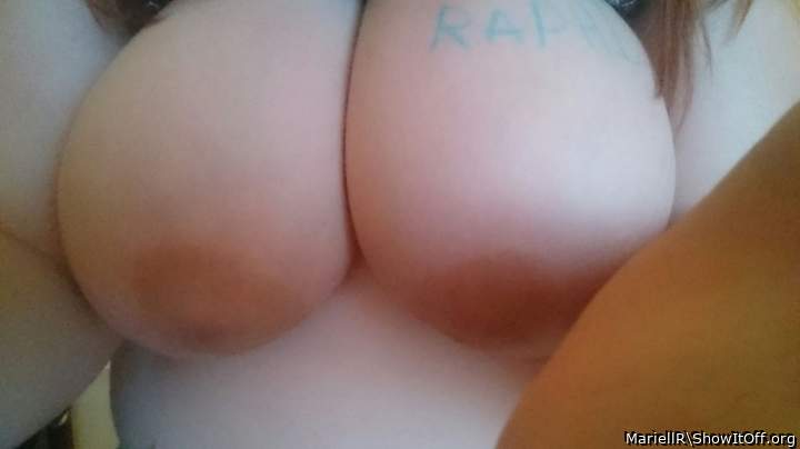 Photo of boobs from MariellRieger