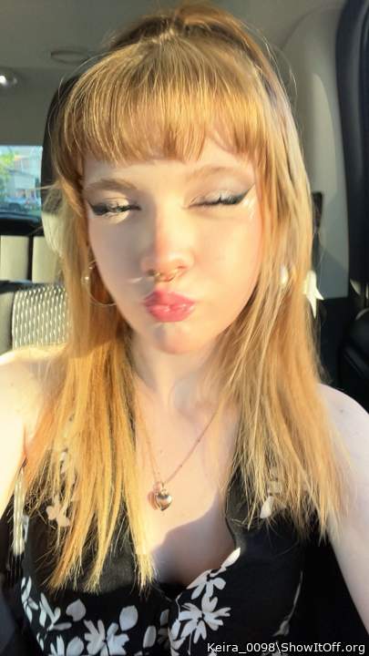 Adult image from Keira_0098