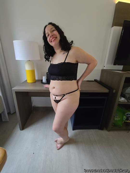 Adult image from Sweetcheeks