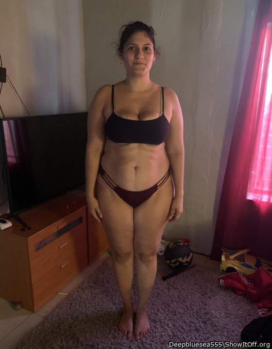 Damn! Love the outfit! Love to rip it all off b