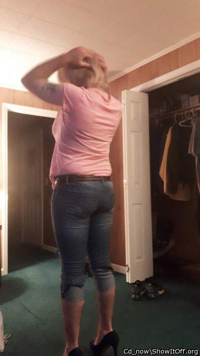 nice ass in those jeans.