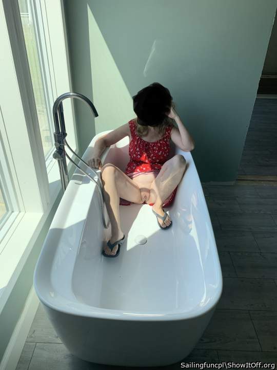 Horny wife, looking to be satisfied
