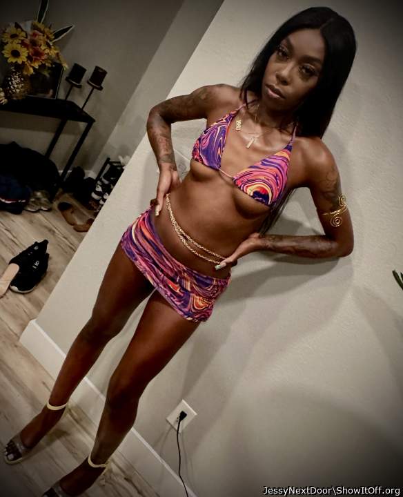 Adult image from JessyNextDoor