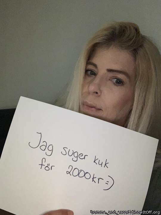 I suck cock for 200$