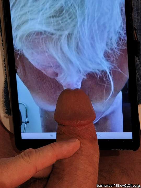 Adult image from Handsfreeman