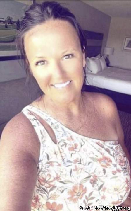 What a pretty woman you are!