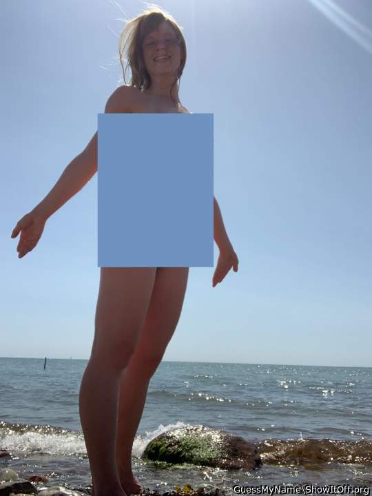 Do you want to see the uncropped version ?