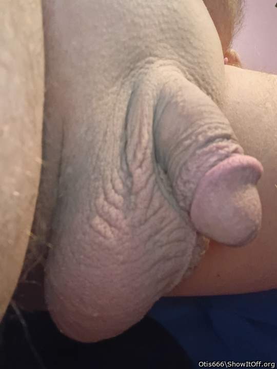 Adult image from Otis666