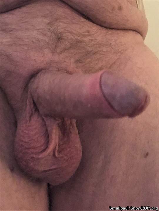 Great looking cock nice nuts love to suck it    