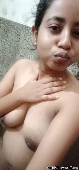 Kiss me babe