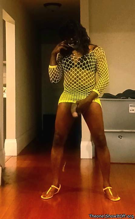 Im just A Big Dick sissy boy from Houston now can one of u DL fags cum suck me